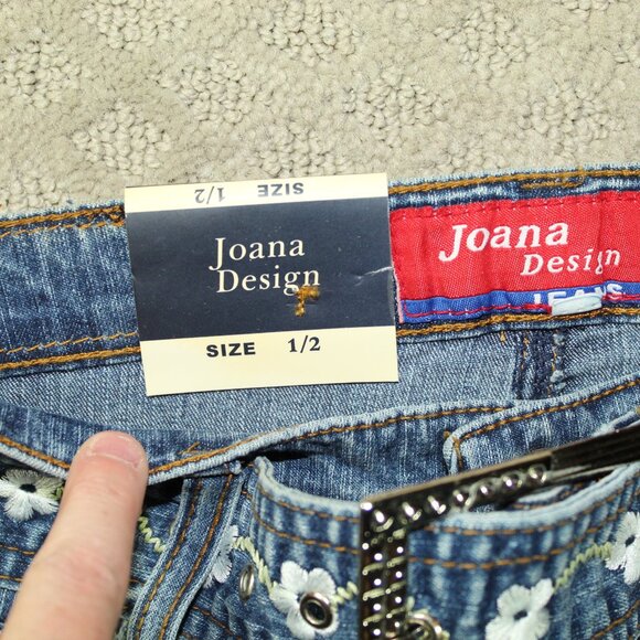 NWT Joana Design Women's Size 1/2 Floral Design Belted Jeans - Picture 8 of 8